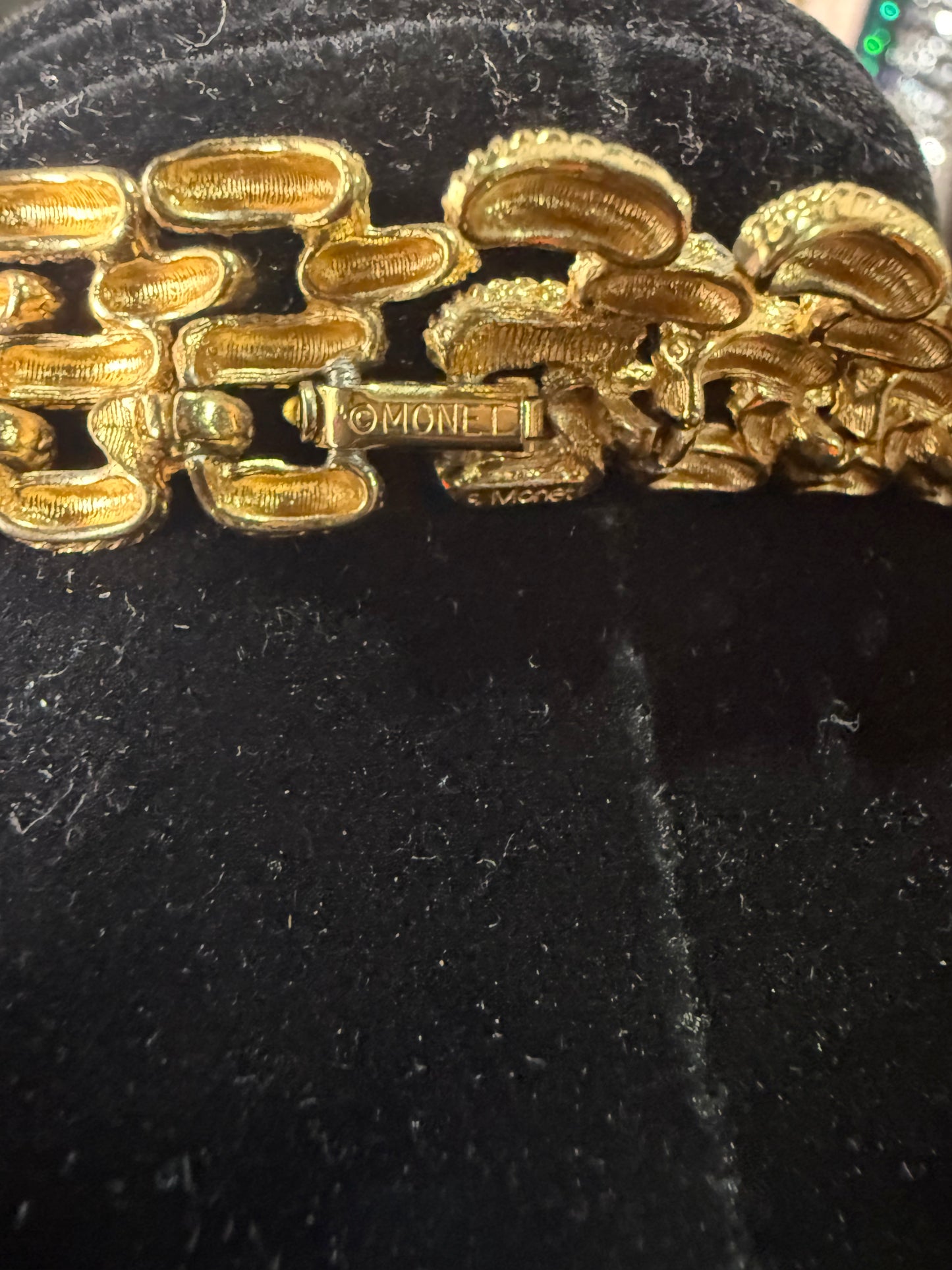 VTG Gold Monet Chain Link Necklace