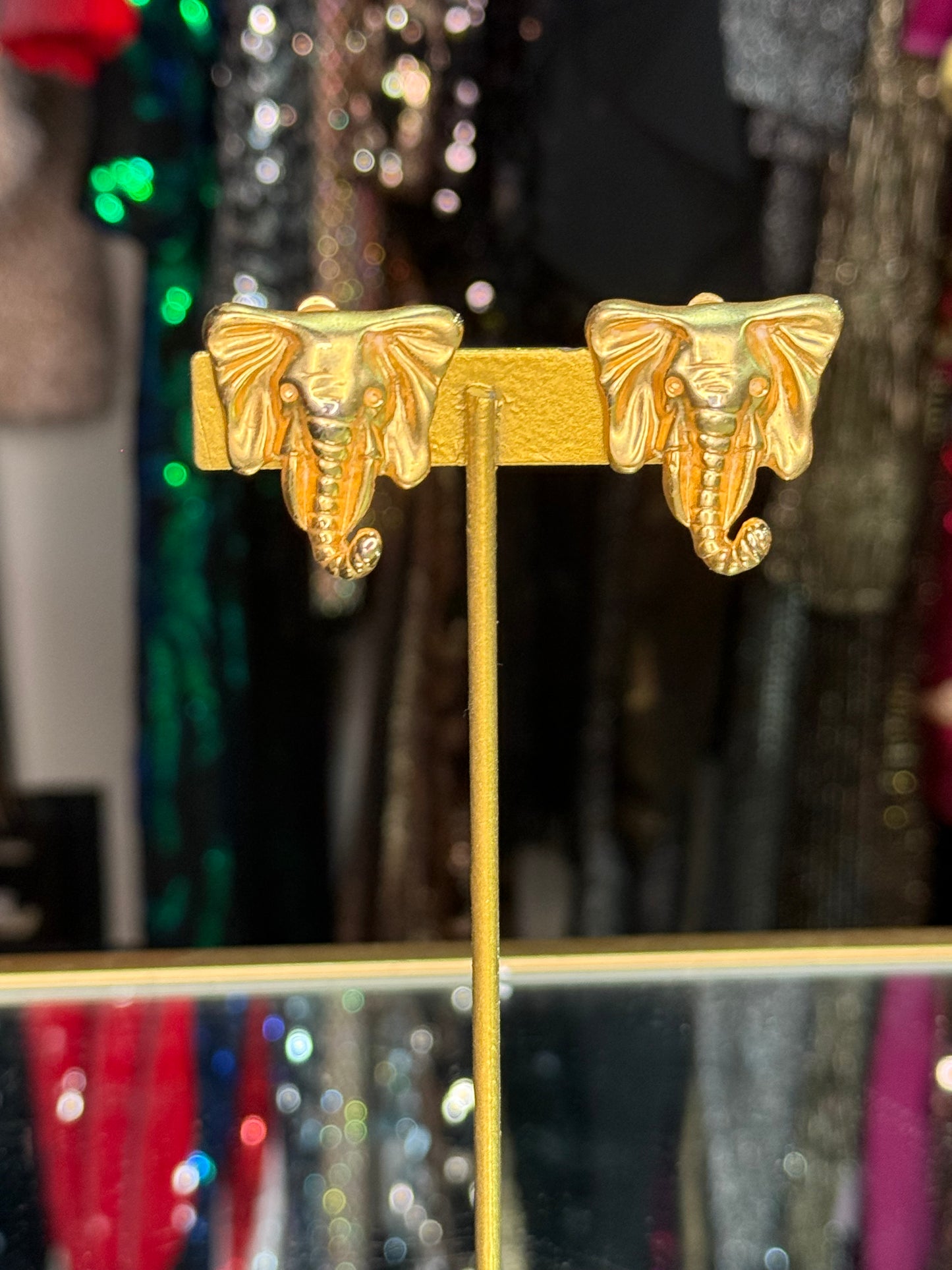 VTG 90s Gold Brushed Elephant Earrings