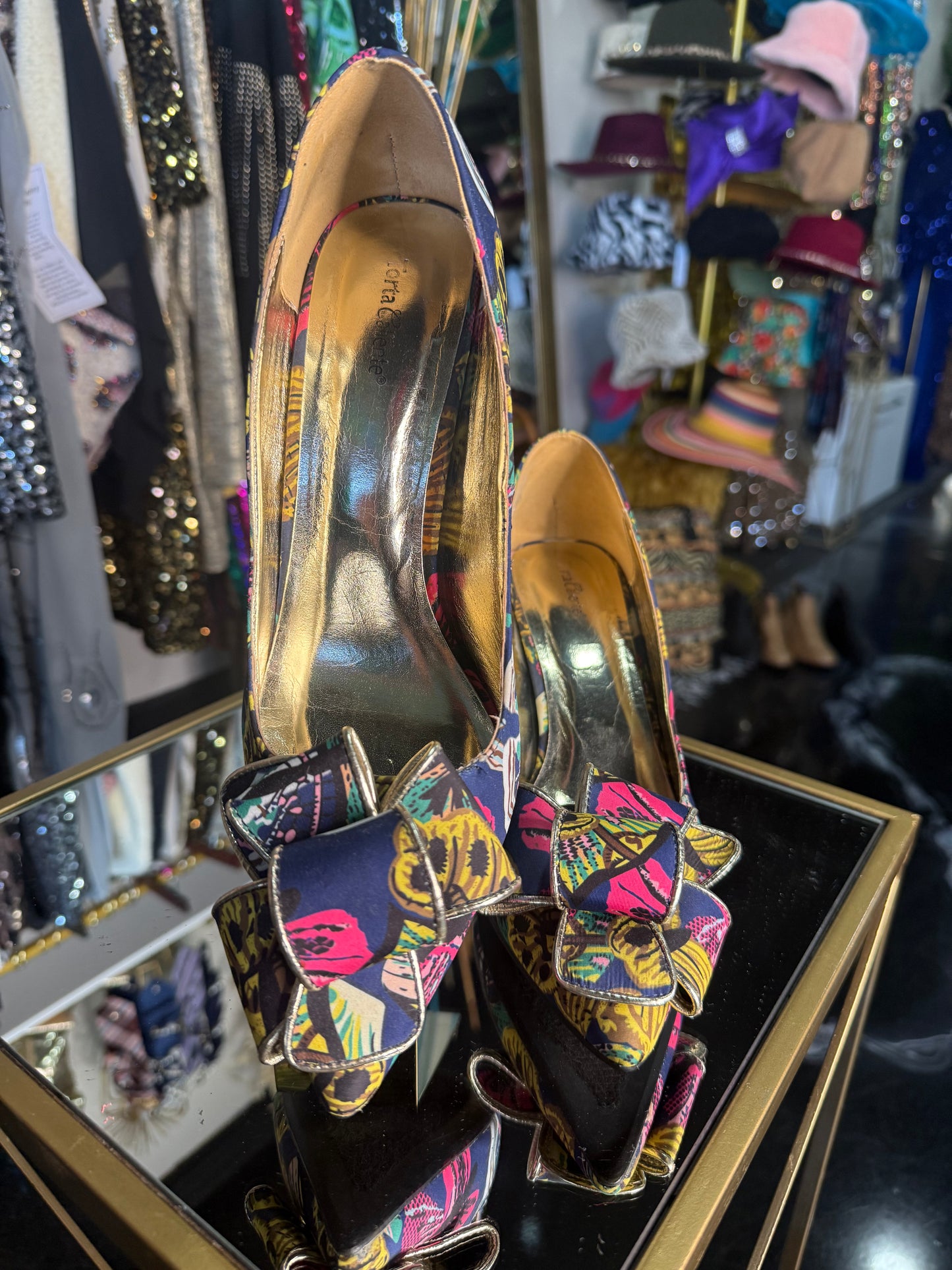 Torta Caliente Floral Heels