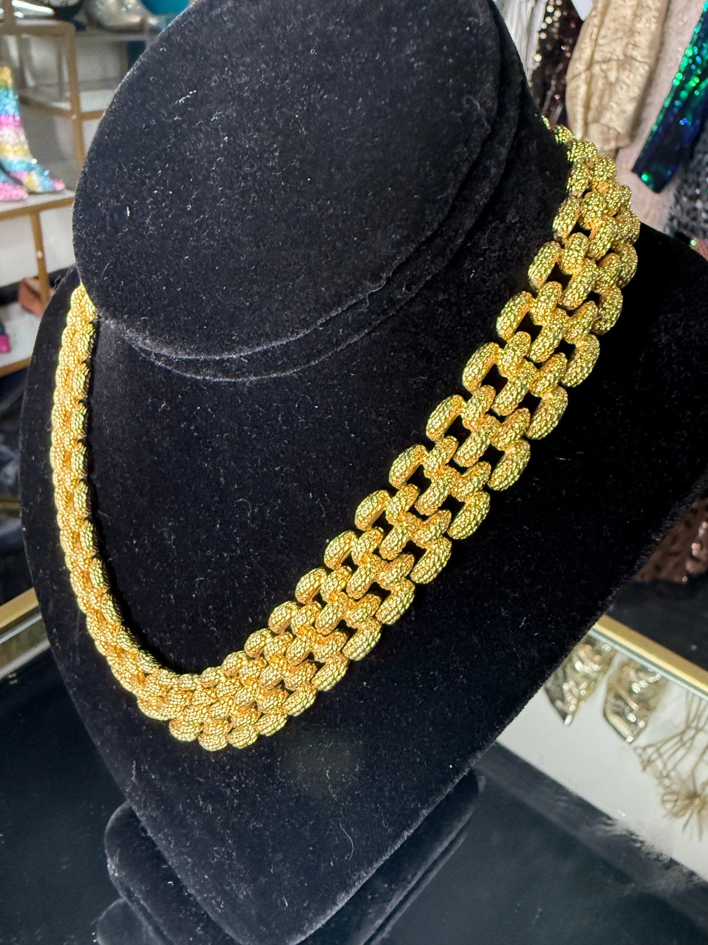 VTG Gold Monet Chain Link Necklace