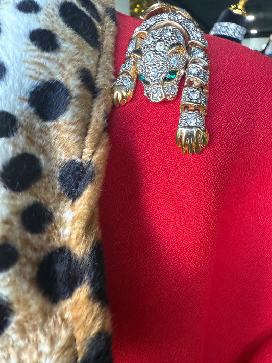 Vintage Tiger Cat Shoulder Brooch
